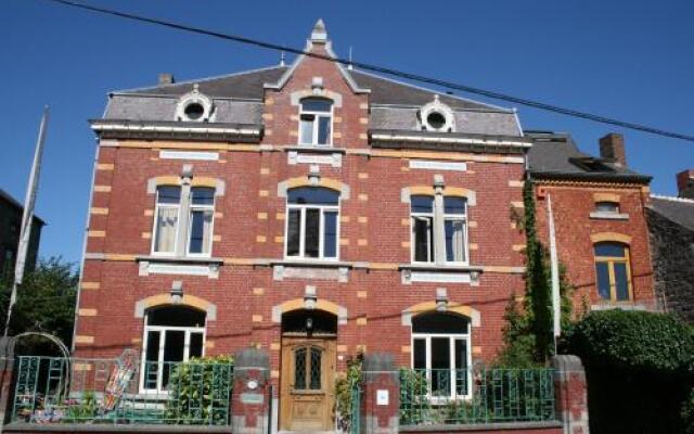 La Calestienne In Beauraing Belgium From 144 Photos Reviews Zenhotels Com