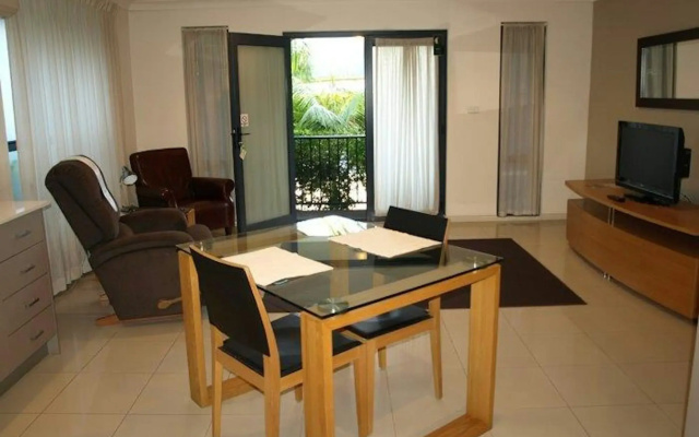 Francis Phillip Motor Inn