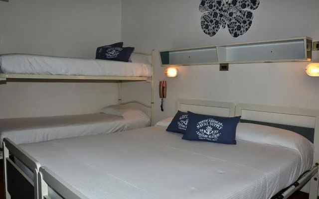 Altro Hotel