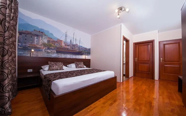 Apartment Arte