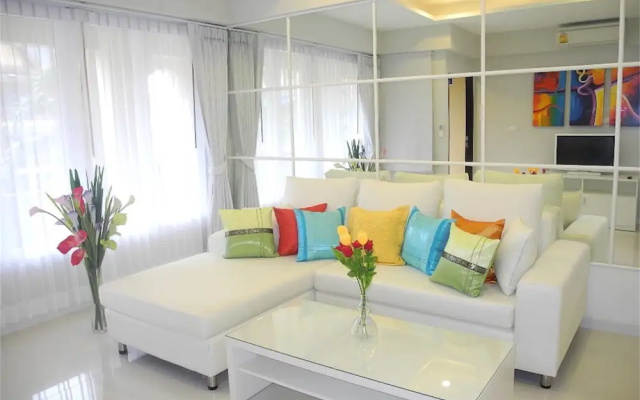 Kata Plaza 1 bedroom Centrical Apartment