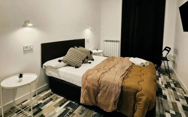 Hostal Andrea Gran Via