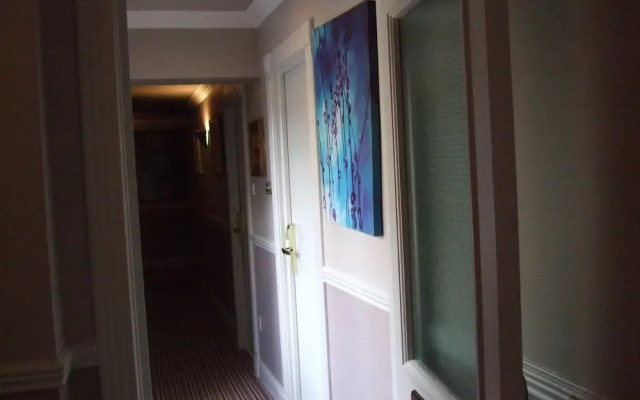 Harmony Inn - Glena House