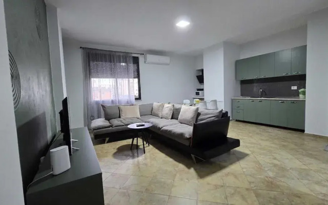 Tirent Apartment-One Bedroom Central