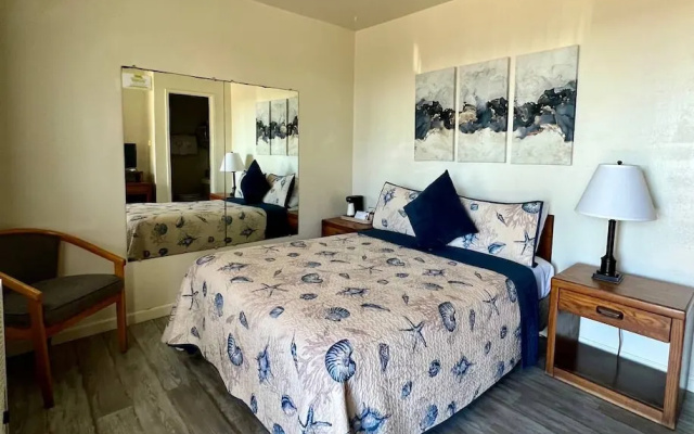 Ocean Cove Lodge Bar & Grill