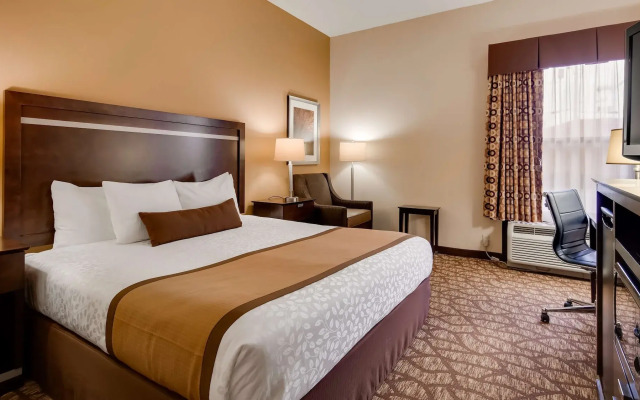 Best Western Plus Belle Meade Inn & Suites