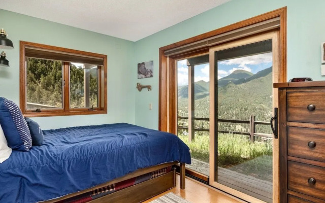 Divine Luxury Vacation At Windcliff 3 Bedroom Home by RedAwning