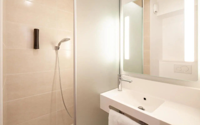B&B HOTEL Bois D'Arcy Saint Quentin en Yvelines