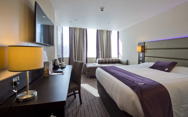 Premier Inn London Farringdon - Smithfield