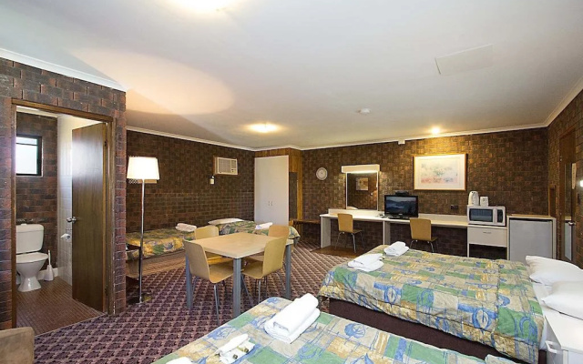 Surf Beach Motel Tweed