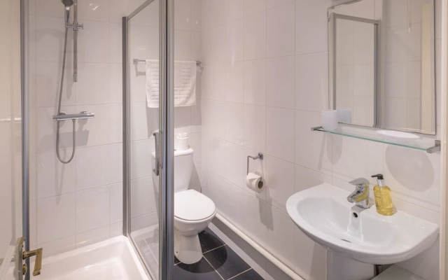 Luccombe Villa Holiday Apartments