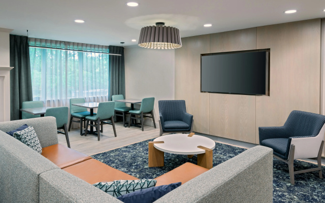 Hampton Inn Hartford/Airport