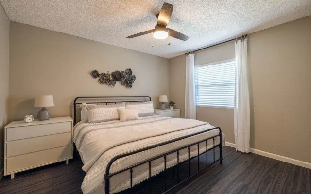 Glendale Keim 4 Bedroom Home By Redawning