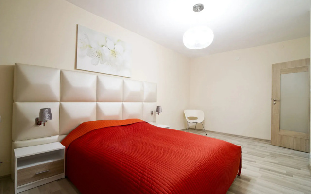 Goodnight Warsaw Apartments