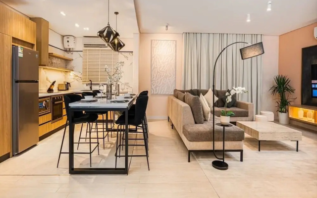 Elegant & Cozy Flat in Almughrizat