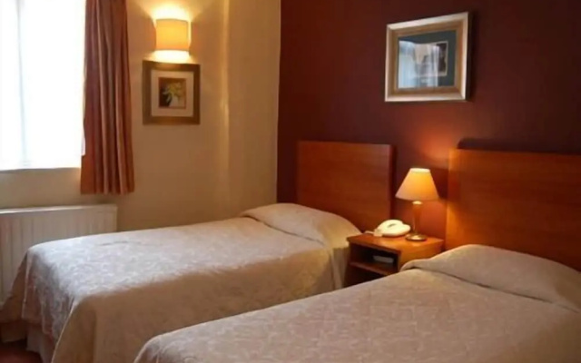 Saffron Hotel