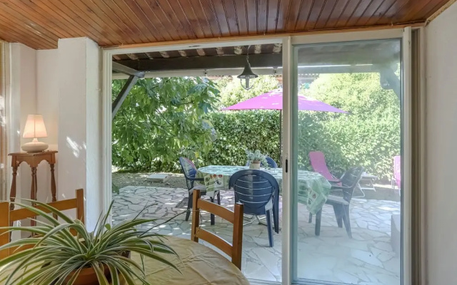 Peaceful Garden Retreat, Berre