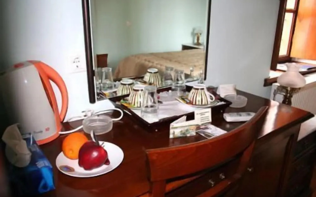 Nikolas Guesthouse