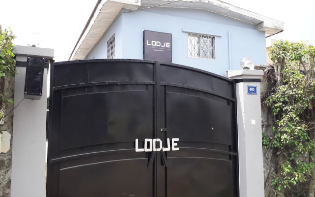 Lodje in Douala, Cameroon from 114$, photos, reviews - zenhotels.com hotel front
