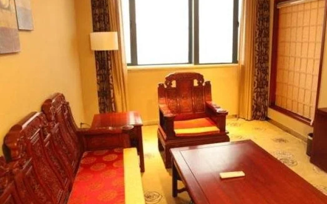 JI Hotel (Ningbo Beilun Changjiang Road)