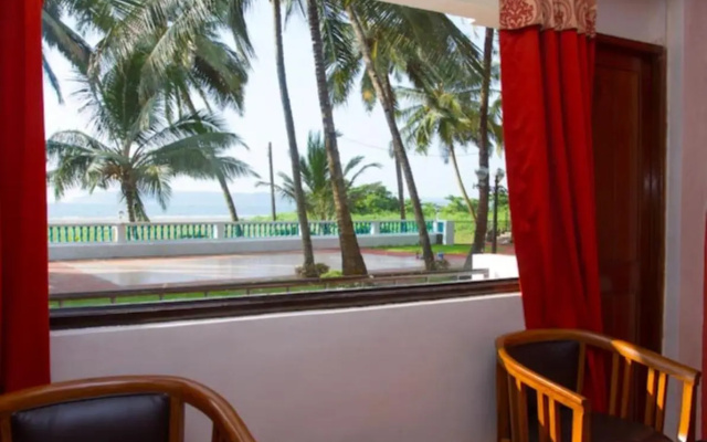 Swim Sea Beach Resort