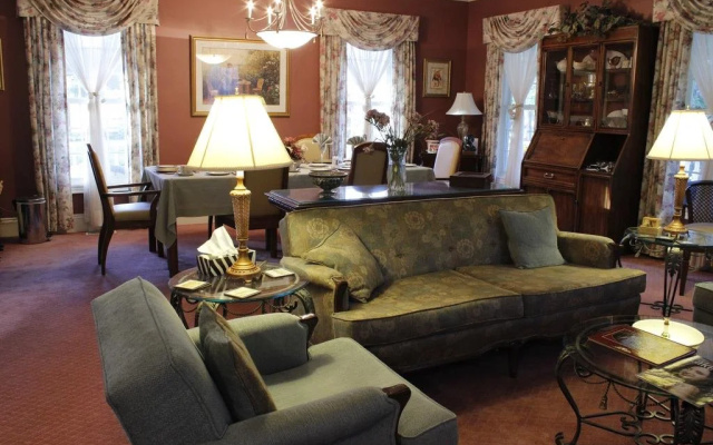 Johns Gate Gourmet B&B