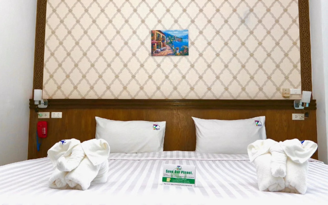 7Q Bangla Hotel