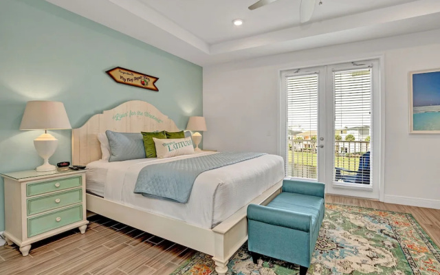 Large Margaritaville Villa w/ Private Pool + View