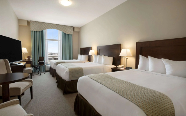 Ramada by Wyndham Emerald Park/Regina East