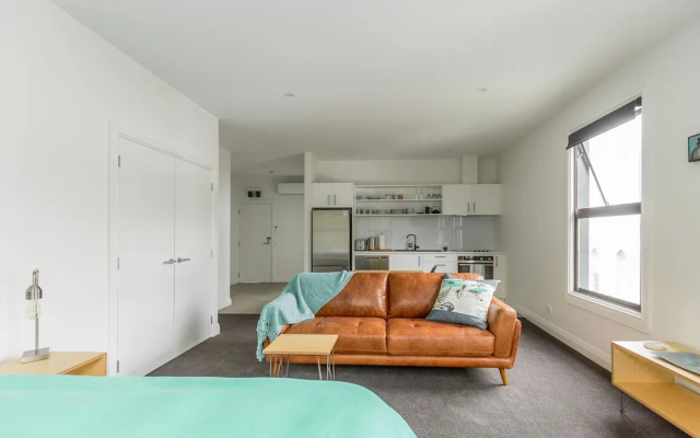 Provincial Apartment 1