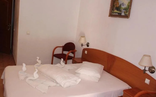 Hotel Poenita