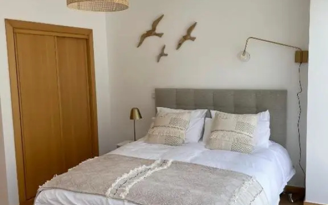 Figueira Centro Apartment by Rent4All