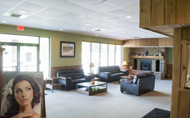 Skyline Lodge