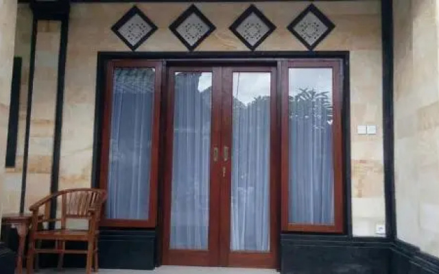 Tri Upasedana House