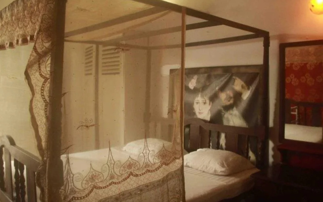 Hotel House of Arts