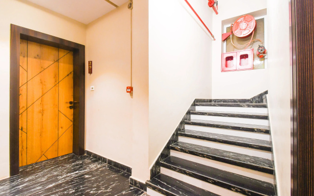 Super Townhouse Near Marine Drive
