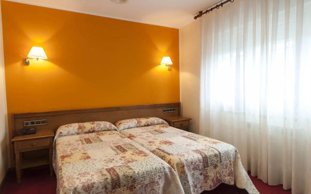 Hotel Y Apartamentos San Jorge