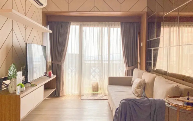 Modern Look 2Br At Puri Garden Apartment