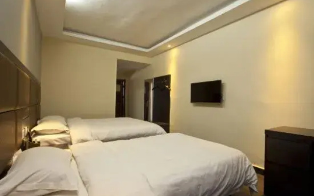 Wolongju Hotel (South Xianghe Road Shop)