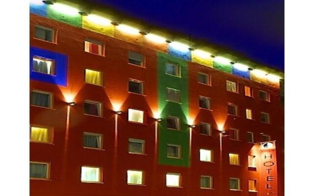Creatif Hotel Elephant вид на фасад