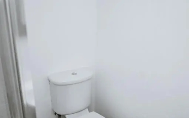 Zest Apartment One