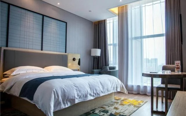 Echarm Hotel Wuhan Jiangxia Zhongbai Plaza