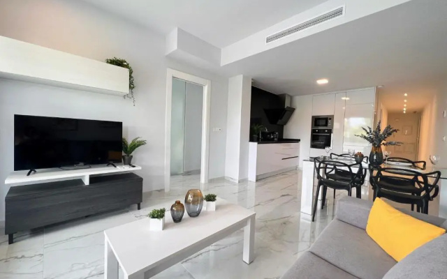 Modern Apartment in Res Amanecer VI Duly 3