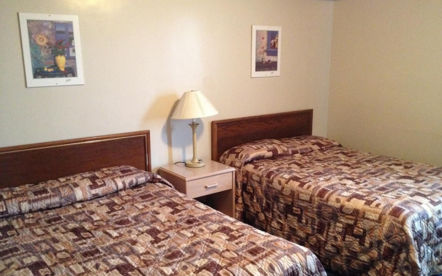 Airport Motor Inn