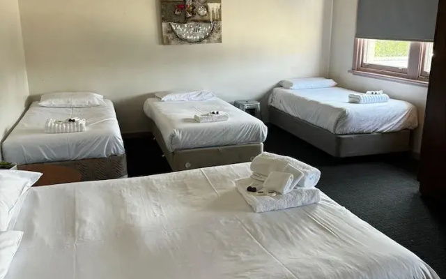 William Farrer Hotel