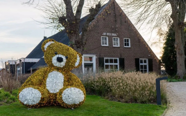 Resort De Kraaijenbergse Plassen 13393