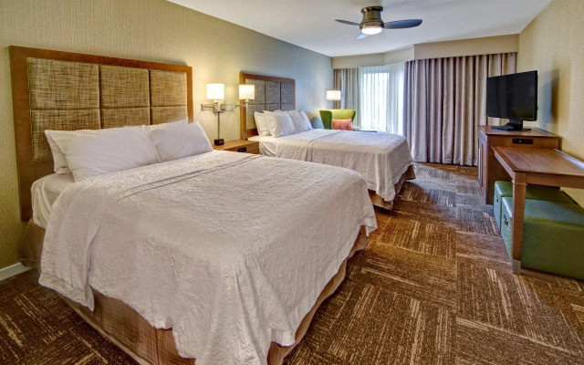 Hampton Inn & Suites Asheville Airport