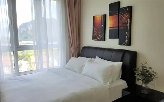 Suites at The Haven Lakeside by Plush