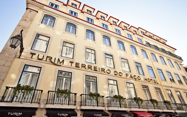 TURIM Terreiro do Paço Hotel вид на фасад