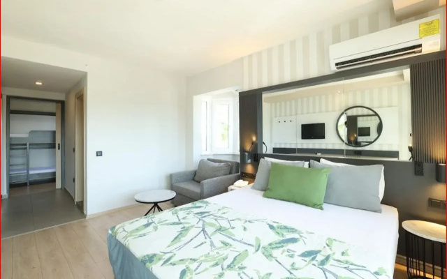 EOS Beach Resort